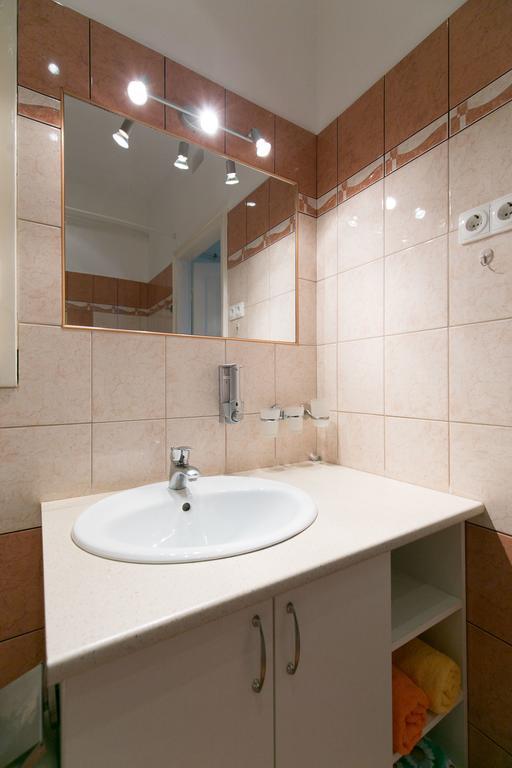 Balzac Apartment Budapest Esterno foto