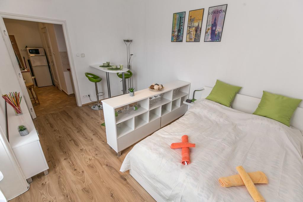 Balzac Apartment Budapest Esterno foto